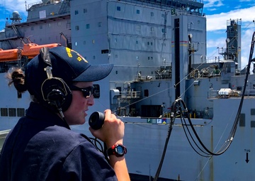 USS Gabrielle Giffords Executes UNREP With USNS Amelia Earheart