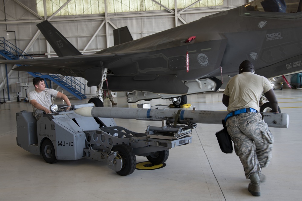 DCC/Load Crew Competition 4 Oct 19