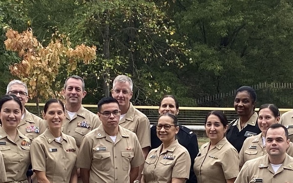 New Navy Medicine West Commander makes first Official Visit to Naval Medical Research Center