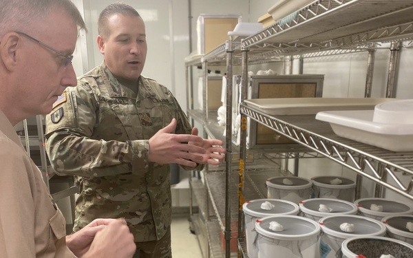 New Navy Medicine West Commander makes first Official Visit to Naval Medical Research Center