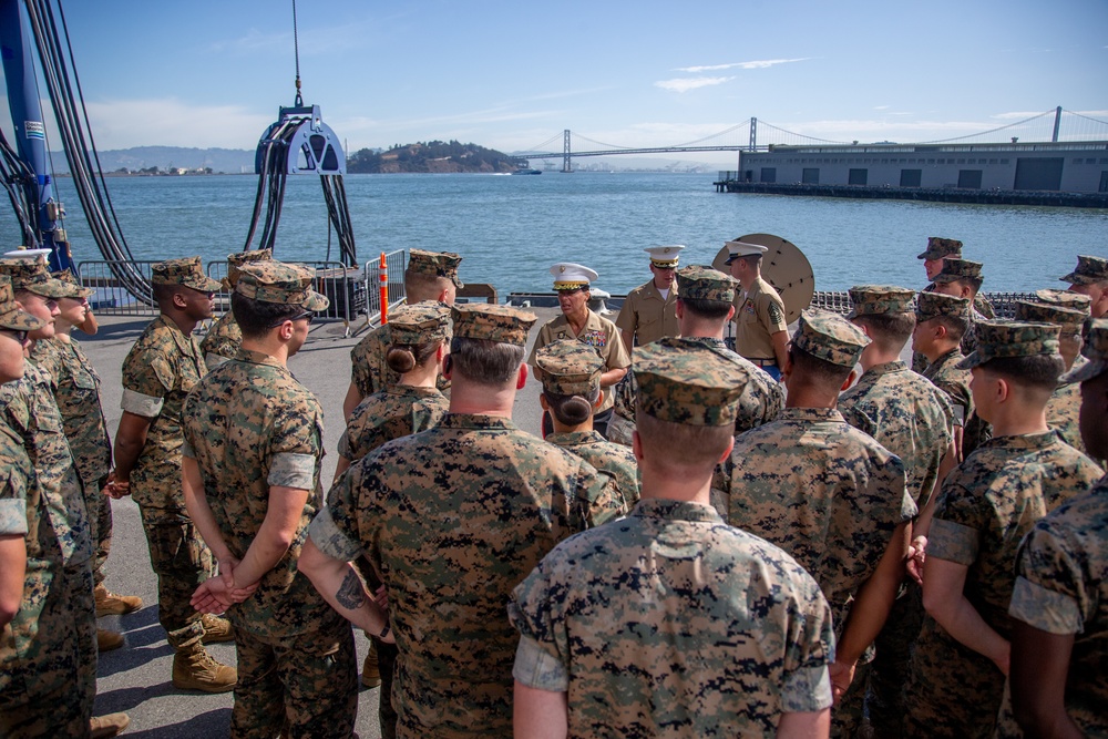 1st MLG Commanding General Commends U.S. Marines