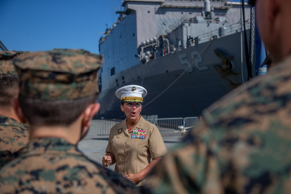 1st MLG Commanding General Commends U.S. Marines