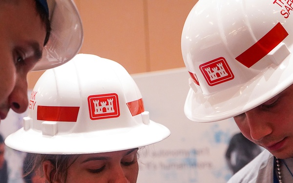 U.S. Army Corps of Engineers Participates in the GREAT Minds in STEM Conference