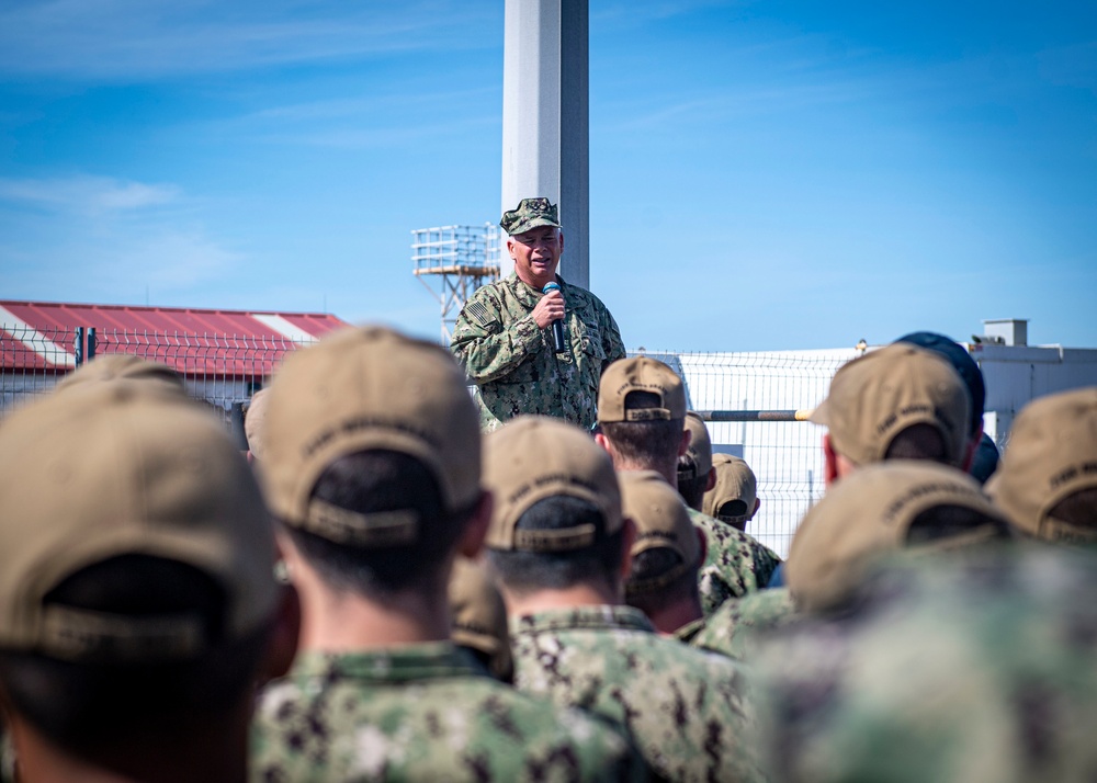 Vice Adm. John Nowell Talks with Sailors at Naval Station Rota