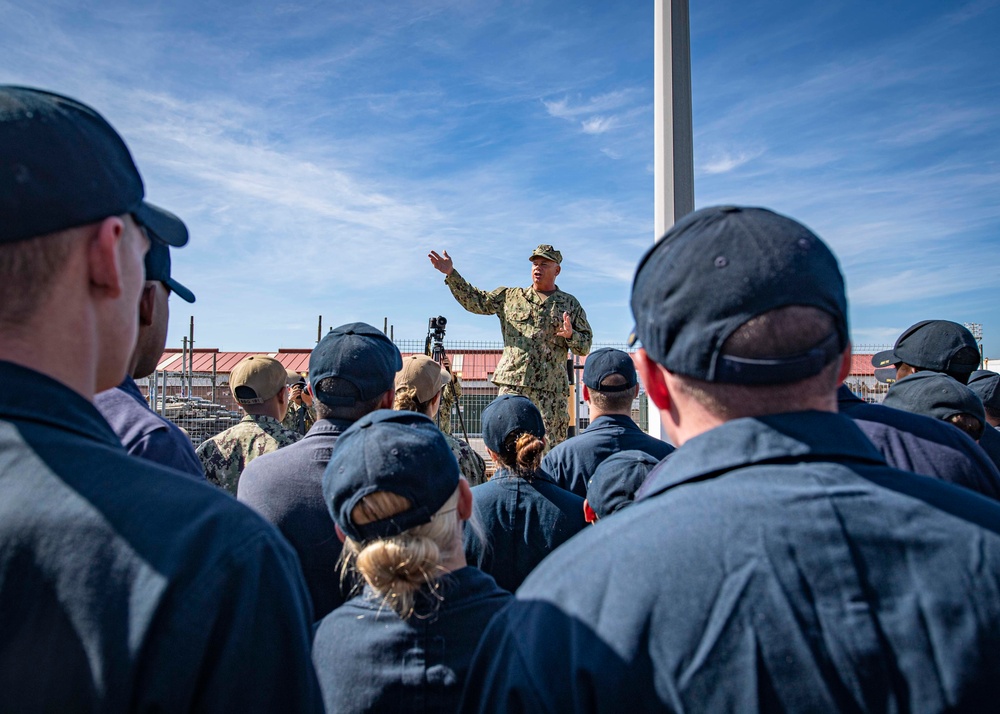 Vice Adm. John Nowell Talks with Sailors at Naval Station Rota