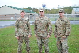 Three Army Reservists Respond to Auto Accident