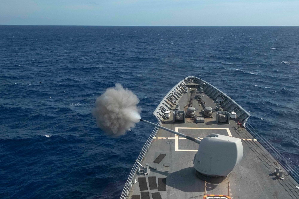 USS Antietam (CG 54) fires a Mark 45 5 inch gun