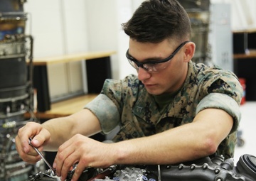 Aviation Machinist’s Mate Maintenance Course