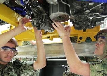Aviation Machinist’s Mate Maintenance Course