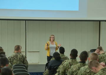 Training Support Center Hosts Marriage Class for Students
