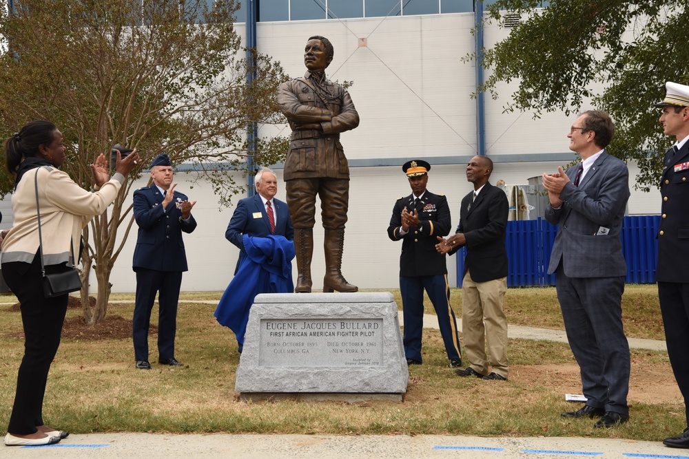 DVIDS - Images - First African American fighter pilot dedication [Image