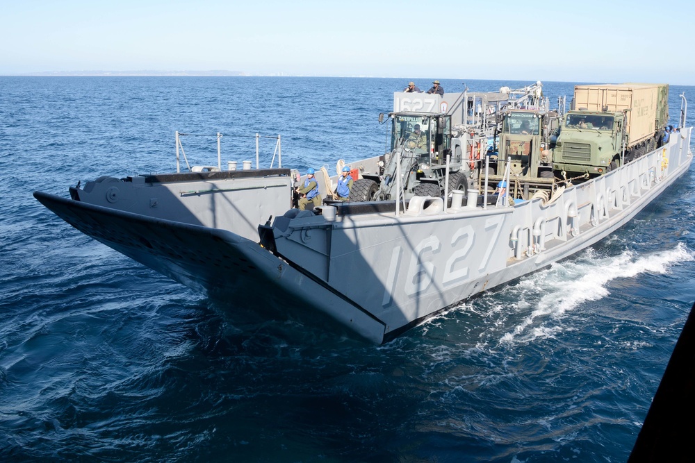 USS Pearl Harbor Underway