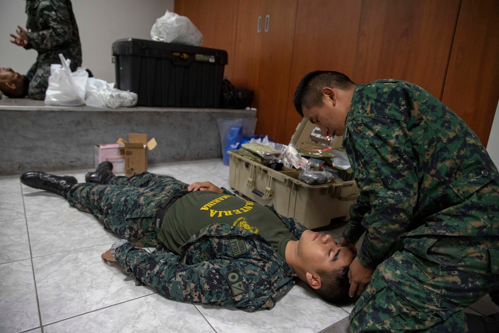 U.S. Navy Promotes Medical Readiness in Peru