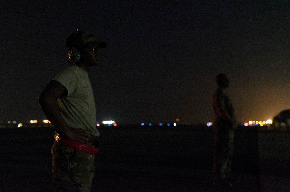 75th EAS Airlifts Supplies to U.S. Forces in Somalia
