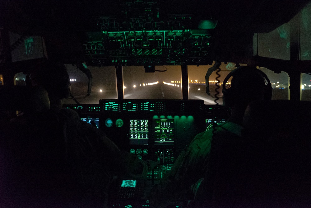 75th EAS Airlifts Supplies to U.S. Forces in Somalia