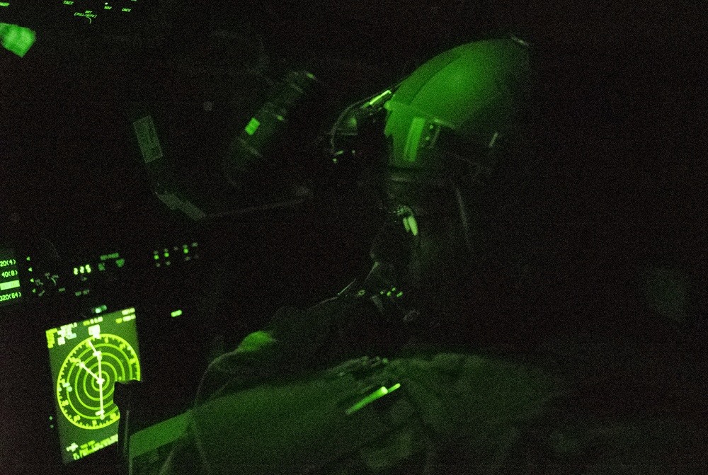 75th EAS Airlifts Supplies to U.S. Forces in Somalia