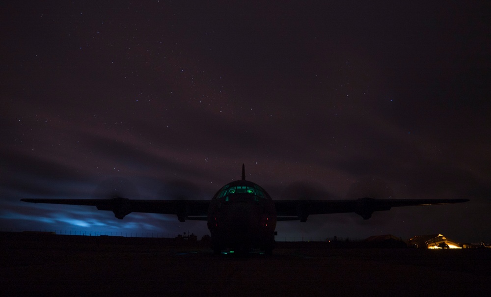 75th EAS Delivers Cargo and Picks Up Passengers in Somalia
