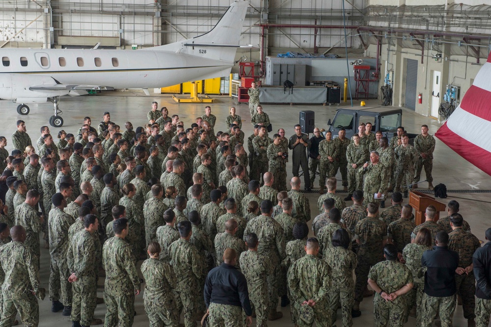 Chief of Naval Personnel, VADM Nowell, visits Sigonella