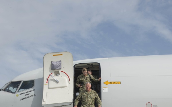 Chief of Naval Personnel, VADM Nowell, visits Sigonella