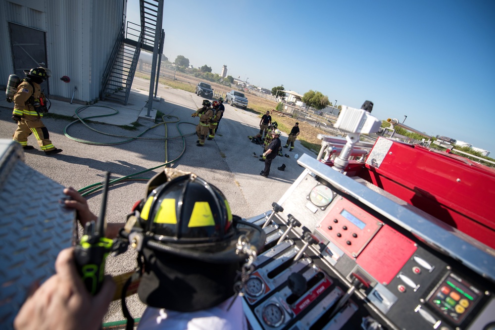 Burn House, here come the firefighters