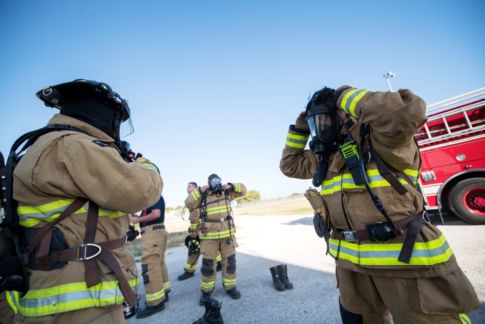 Burn House, here come the firefighters