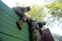 Creating Experts at Warrant Officer Candidate School [Image 5 of 8]