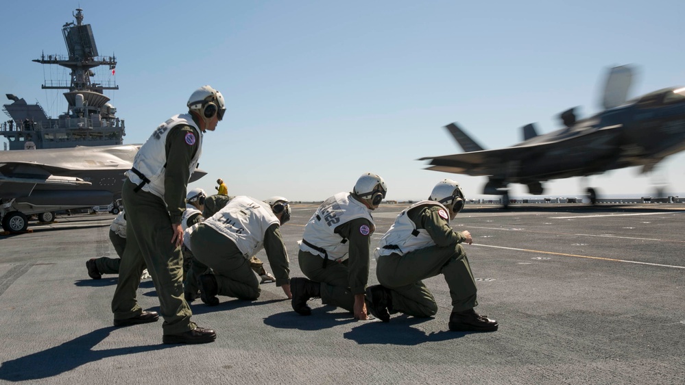 3rd MAW CG Tours USS America