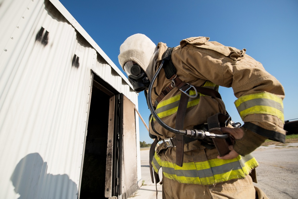 Burn House, here come the firefighters