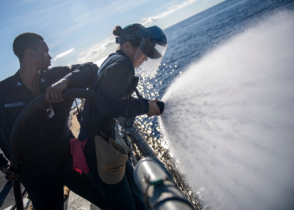 USS Michael Murphy Conducts Mid-Cycle Inspection