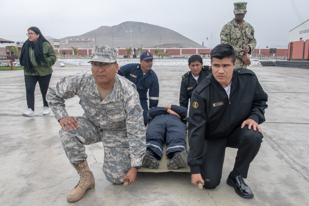 U.S. Navy Promotes Medical Readiness in Peru