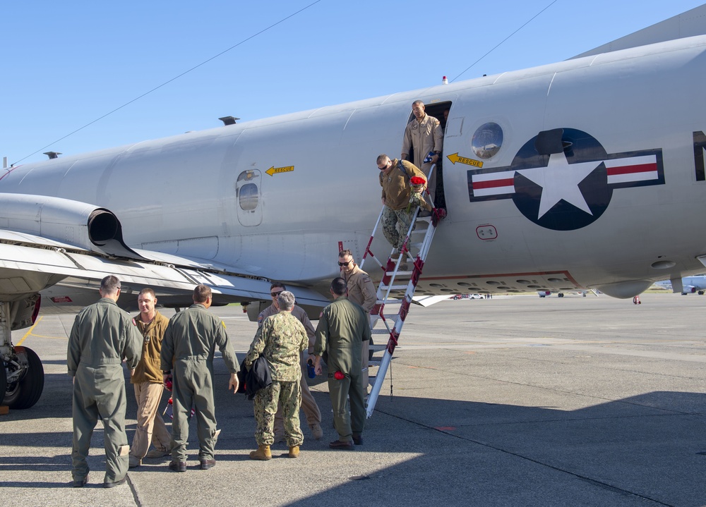 P-3C Orion Returns From Final Deployment