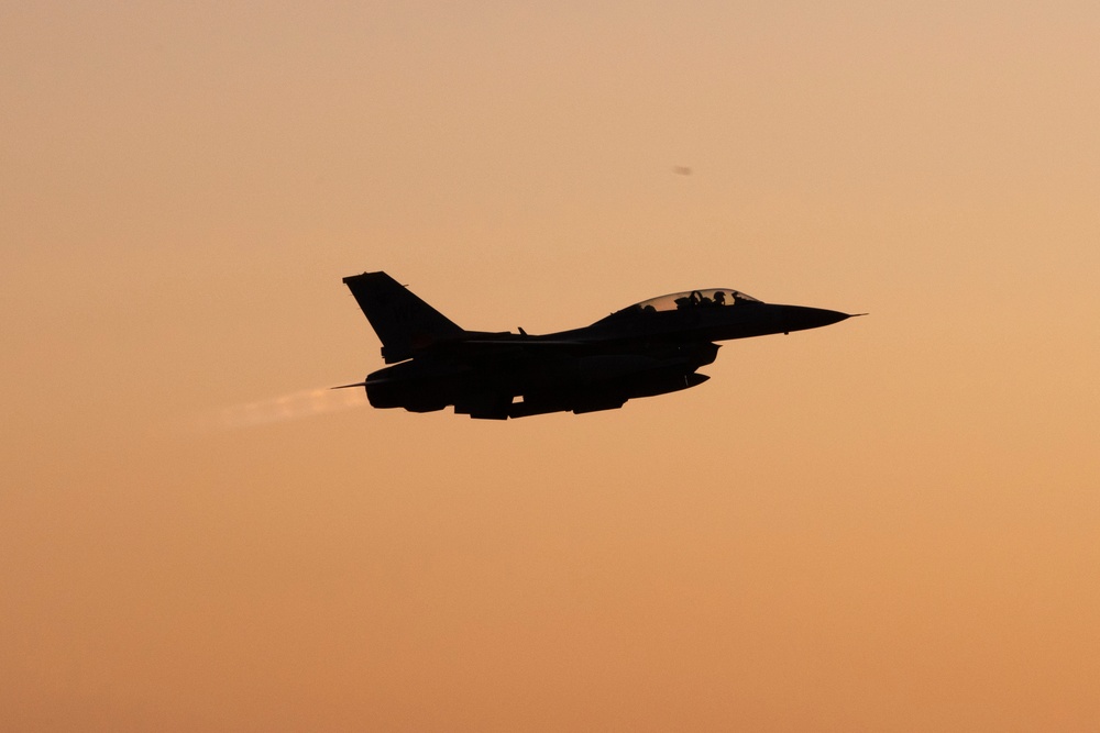 8th Fighter Wing performs training