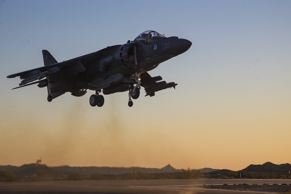 MAWTS-1 Marines Conduct AV-8B Harrier Landing and Refueling