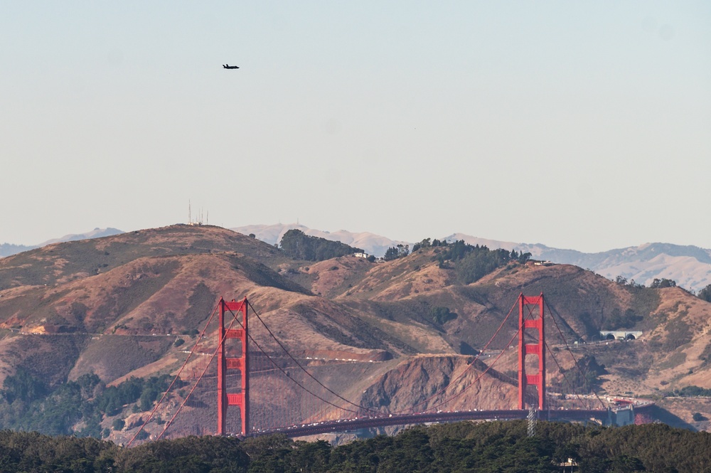 F-35 Demo Team pilot flies over San Francisco