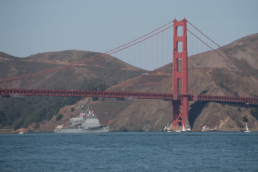 Ships participate in the Parade of Ships for SFFW