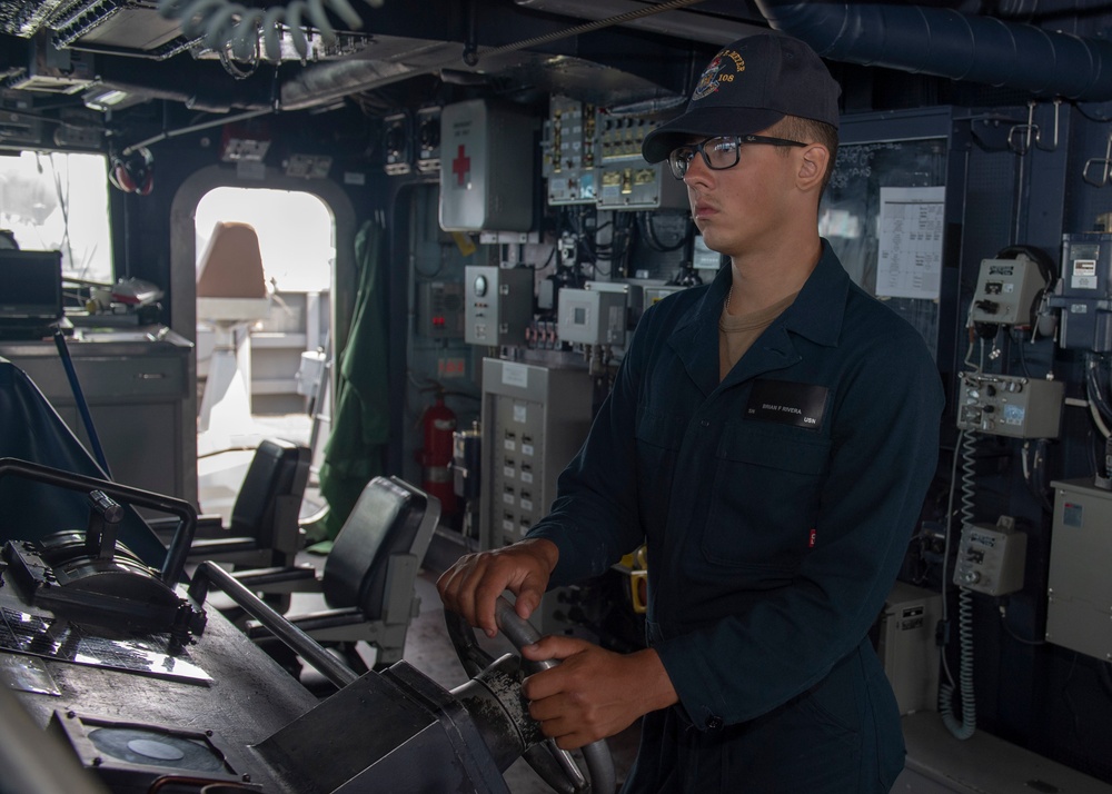 USS Wayne E. Meyer Underway October 8 Operations, 2019