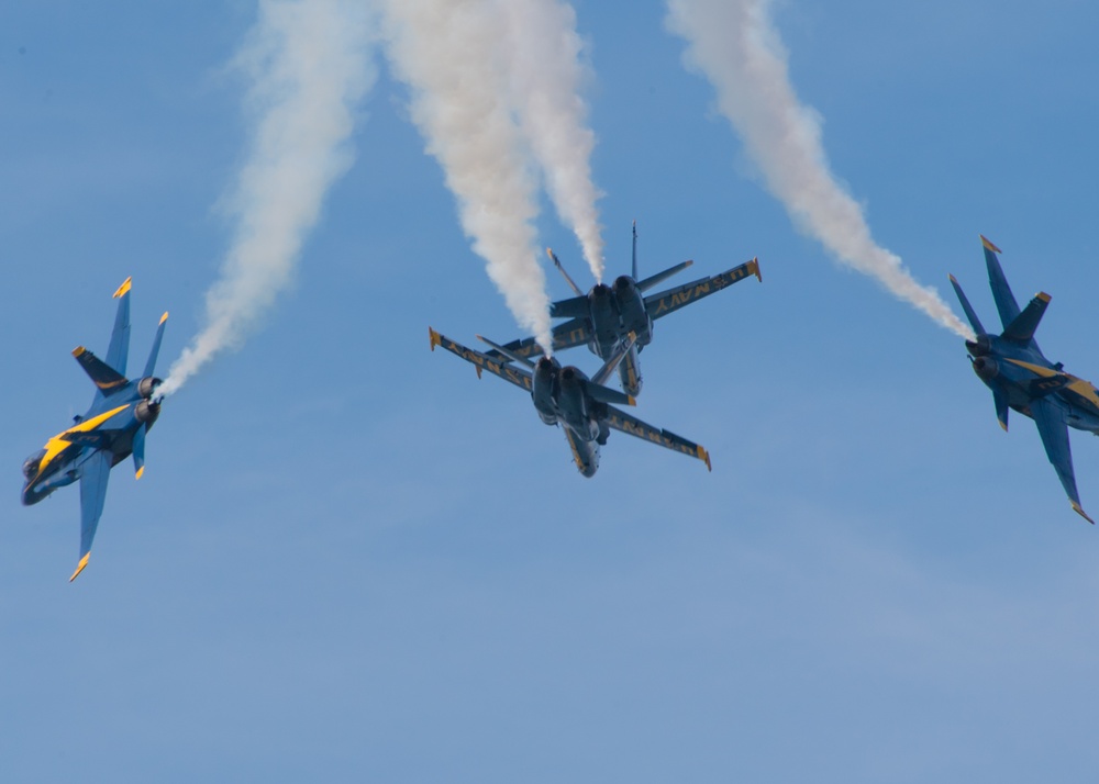 DVIDS Images 2019 San Francisco Fleet Week Air Show [Image 3 of 14]
