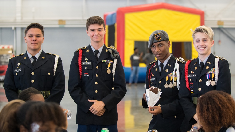 MAC hosts Celebrate Barksdale picnic