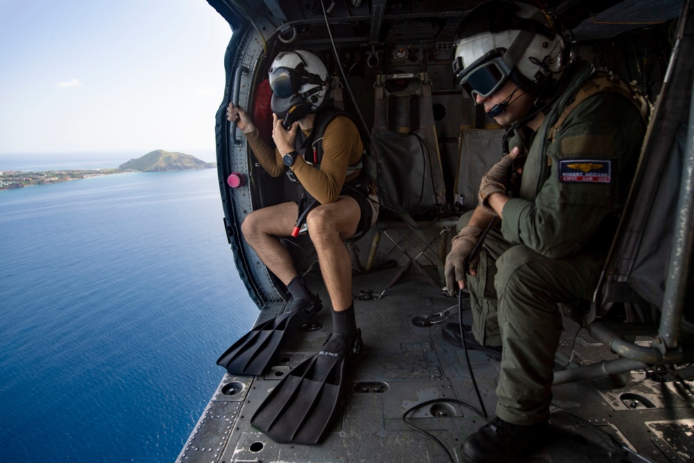 USNS Comfort Conducts Search and Rescue Demonstration in St. Kitts and Nevis