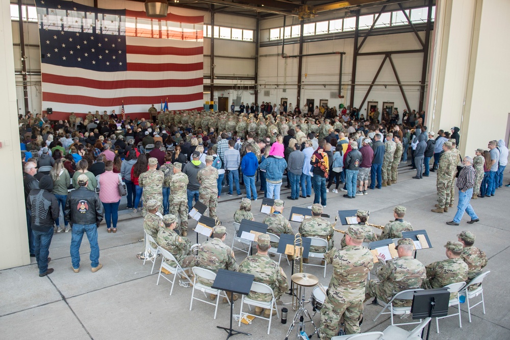 Family and friends bid farewell to Oklahoma Guard Soldiers