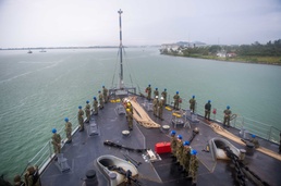 USS Harpers Ferry Arrives In Brunei