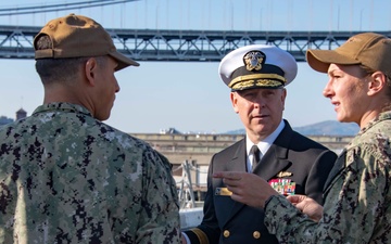 USS Somerset Hosts Public Ship Tours During Fleet Week