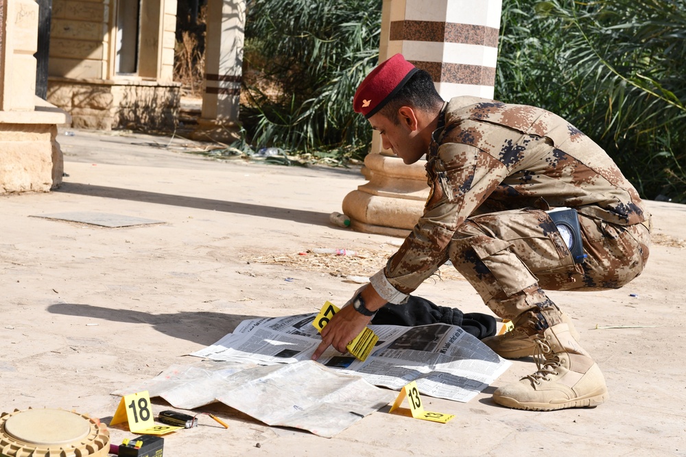Trainees collect evidence