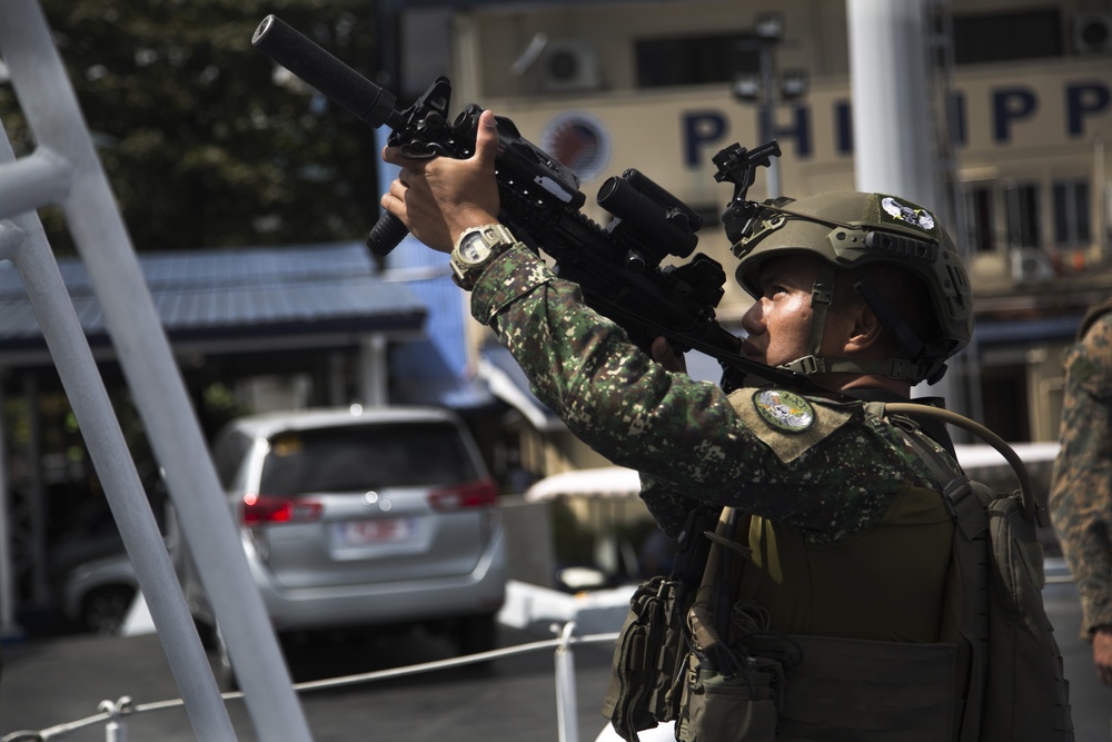 US Marines, Philippine Marines, Coast Guard conduct VBSS during KAMANDAG 3