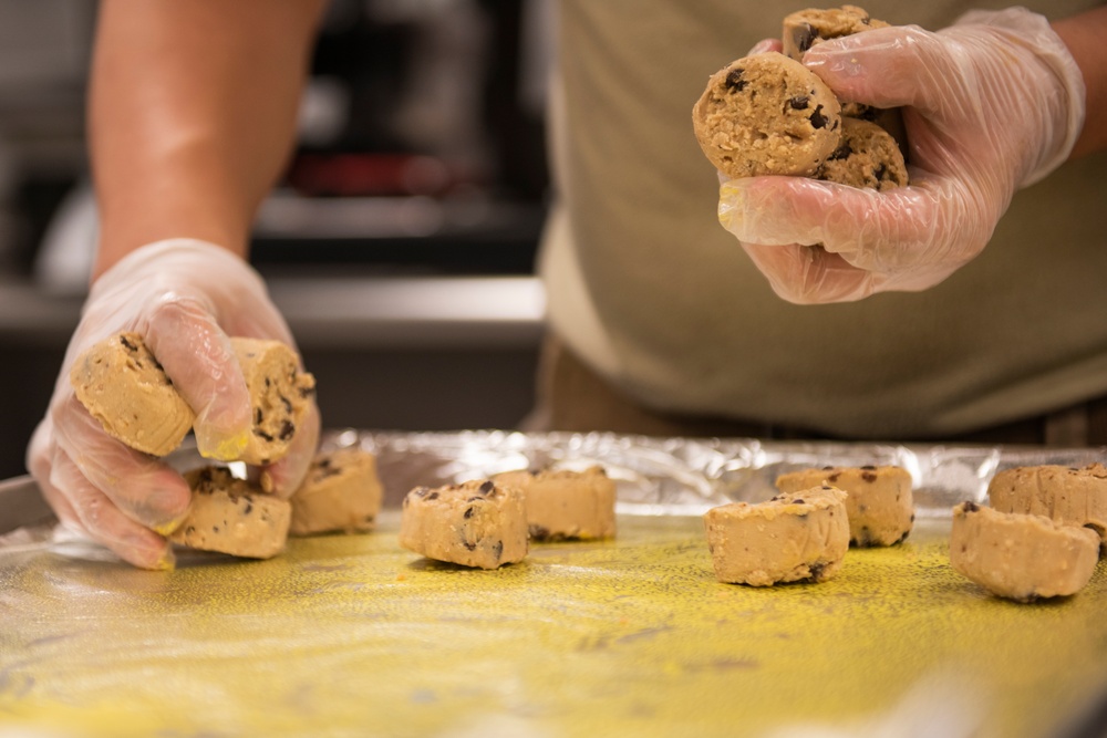 23d FSS provides meals for Moody Airmen