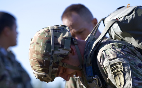 5th Ranger Training Battalion Airborne Jump