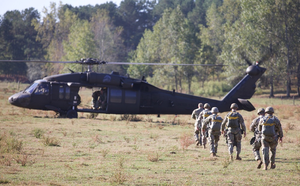 5th Ranger Training Battalion Airborne Jump