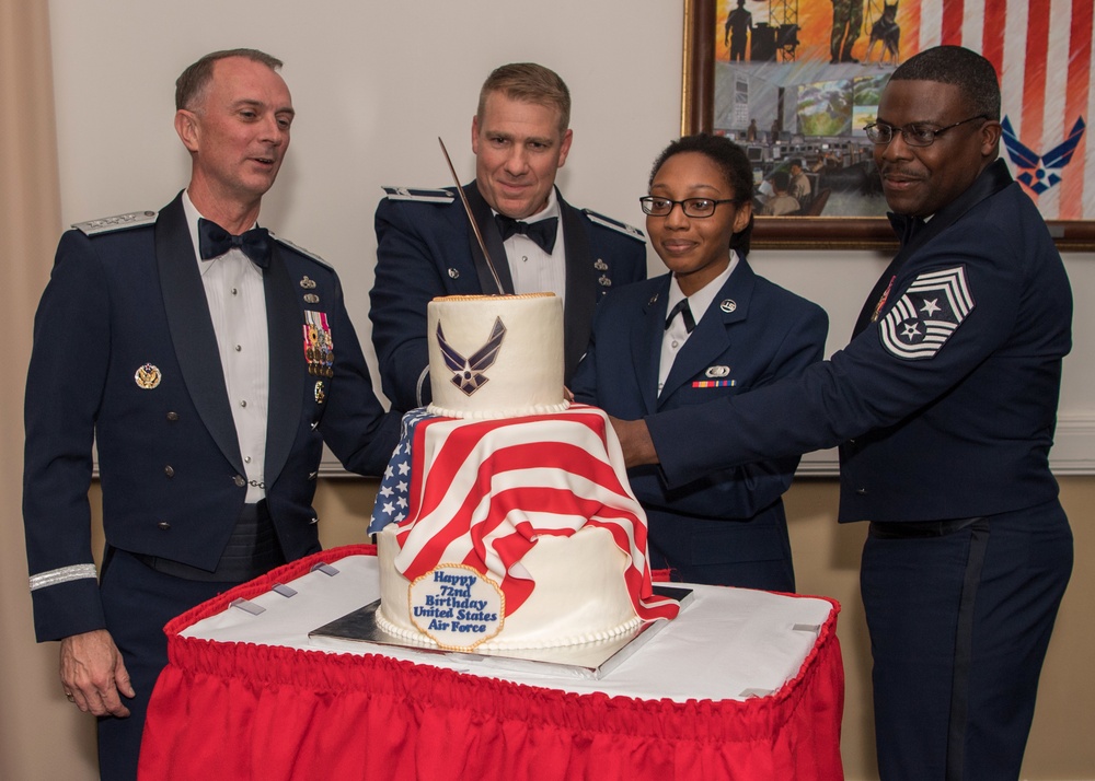 Hanscom hosts Air Force Ball