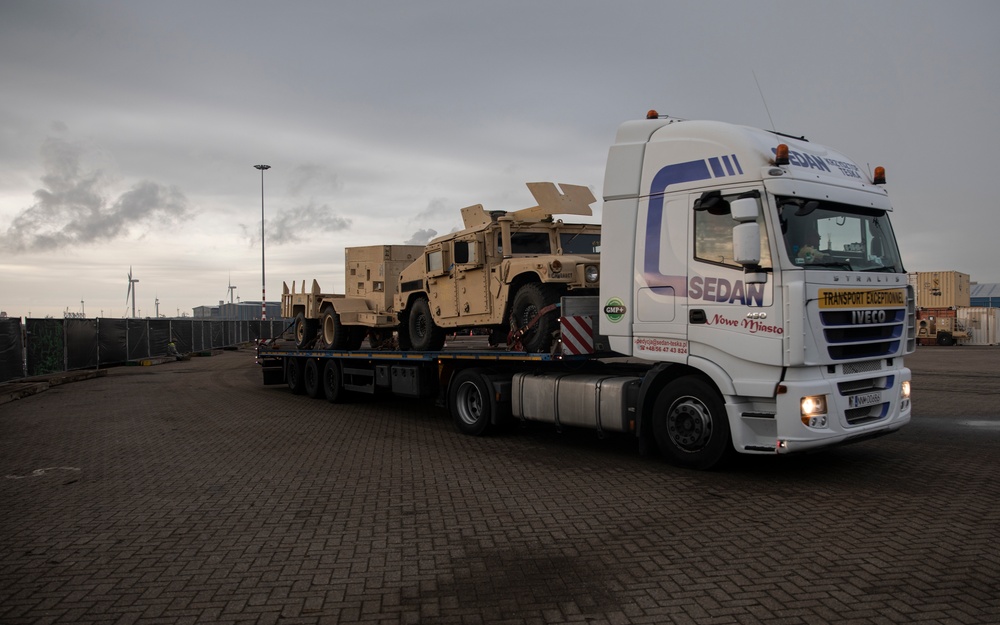 2-1 Cav. Div. ships vehicles throughout Europe enhancing security and readiness