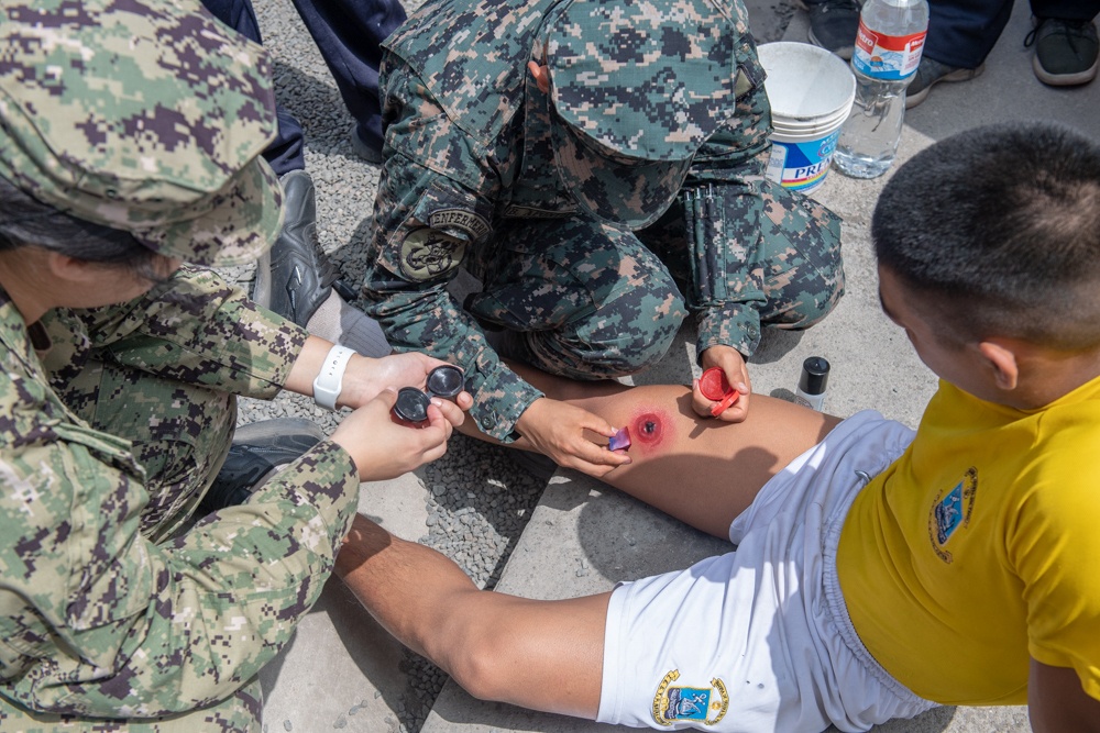 U.S. Navy Promotes Medical Readiness in Peru